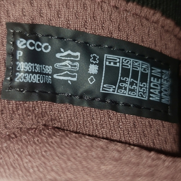 Ecco Chelsea 9.5 Preppy Minimalist Academia Brown Leather Ankle Booties New - Picture 6 of 6